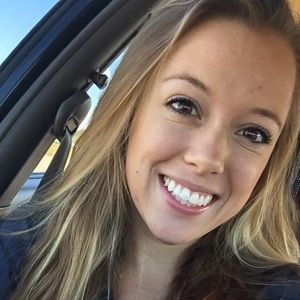 Meet your Posher, Leah